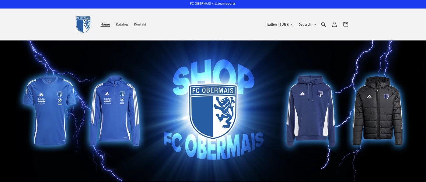 Startseite des Vereinsshops des FC Obermais mit Trikot, Trainingsoberteil, Hoodie und Winterjacke